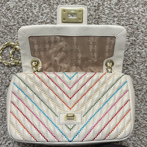 KARL LAGERFELD PARIS Agyness Chevron Chain Shoulder Bag - Picture 7 of 12